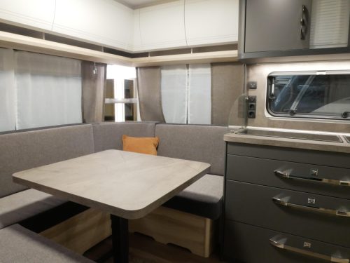 Hobby De Luxe 460 UFE Modell 2027 Foto: 2