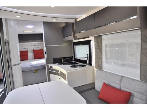 Challenger Mageo 378 XLB face to face xl queensbed  photo: 10