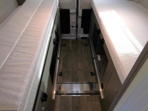 LMC Innovan 592 16400,= VORTEIL FULL OPT Foto: 15
