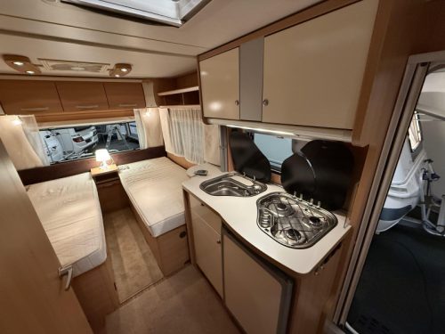 TEC Weltbummler 500 TE 2 BERTHS MOVER ROOF AWNING photo: 8