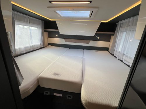 Laika Kosmo 319 automatic, single beds  photo: 21