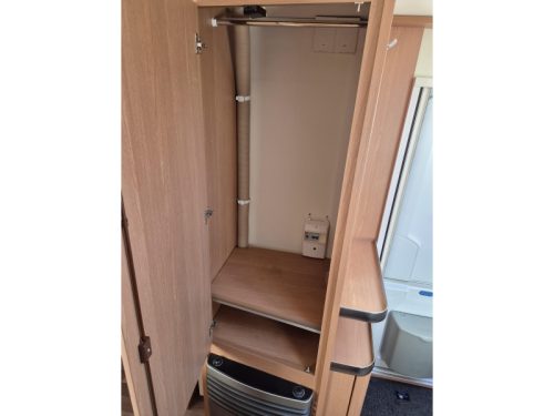 Knaus Sport 450 FU photo: 7