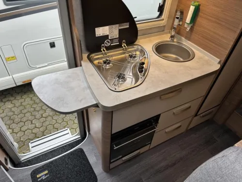 Knaus L!ve I 650 MEG AUTOMATIC 180HP photo: 11