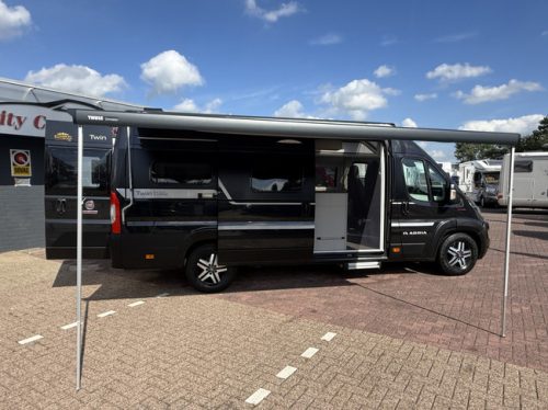 Adria Twin 640 SGX Supreme 9 traps automaat full options 160 pk elktr lengte hefbed luifel trekhaak eltr schotel tv leder foto: 3