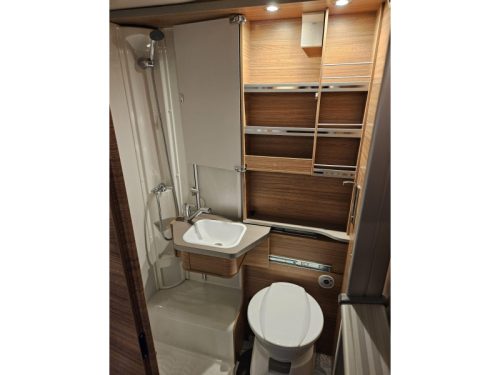 Weinsberg CaraSuite 650 MEG photo: 15