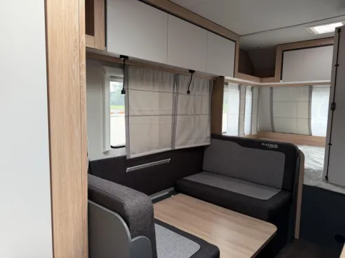 Knaus Sport Platinum 500 QDK stapelbed / dwarsbed  foto: 6