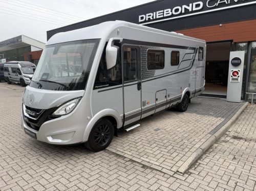 Hymer B-MC I 680 Blackline Single Beds Awning Lithium Towing hitch photo: 4