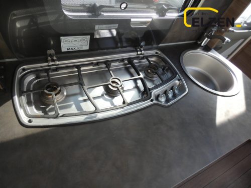 Knaus Sport Silver Selection 400 QD Mover, awning, bike rack. photo: 4