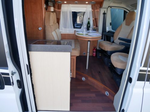 Carthago Malibu Van 600 DB, 6 Meter Kastenwagen, Busbiker!! Foto: 7