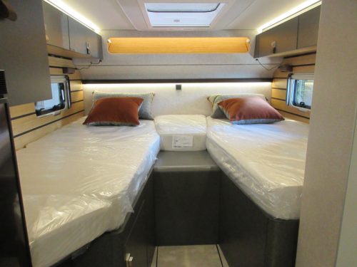 Hymer ML-T 580 4X4 Cross Trail + XXL bed photo: 4