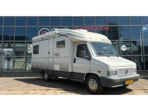 Pilote Pacific 65 PX FaceToFace, Fixed bed, Awning photo: 2