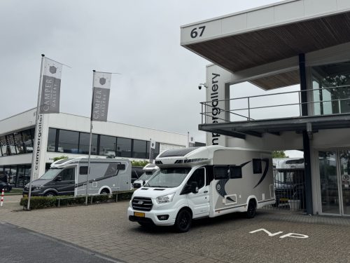 Chausson Titanium 788 QUEENSBED+POP-TOP ROOF+F2F AUTOMATIC EURO6  photo: 4