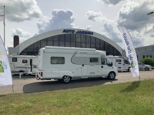 LMC Fiat Ducato 2.8 JTD 128 HP, AUTOMATIC Semi-integrated, Engine air conditioning, 2 Single beds (Low), Alko chassis etc. Year of manufacture 2003 Camper centrum on the road Marum photo: 29