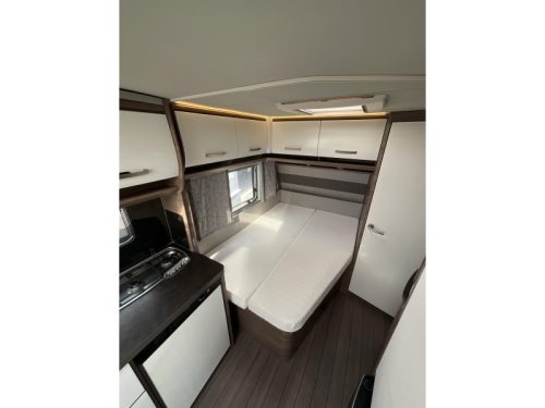 Knaus Sport Silver Selection 450 FU AWNING-AWNING-NEAT photo: 7