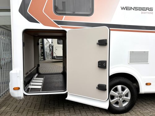 Weinsberg CaraLoft 640 MERCEDES AUTOMAAT ENKELEBEDDEN HEFBED Foto: 22