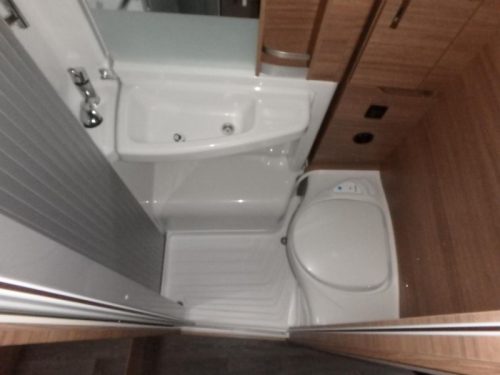 Knaus Van Wave 650 MEG MIT HUBDACH  Foto: 18