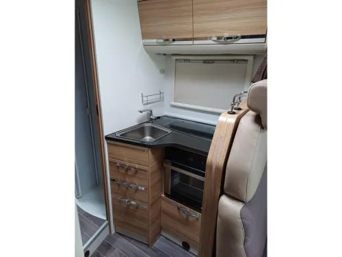 Adria Matrix M 670 SL TOP maintained motorhome photo: 10