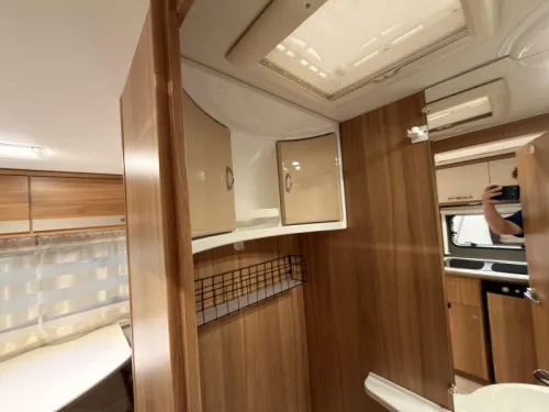 Caravelair Antares Style 450 Awning+mover+awning  photo: 11