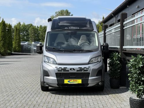 Adria Twin 640 SGX AUFSTELLDACH + HUBBETT Foto: 3