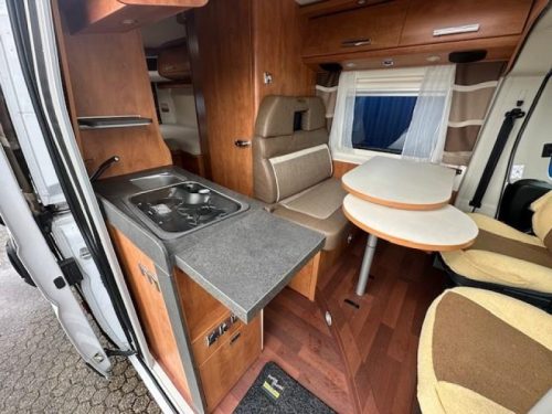 Malibu Van 640 LE Single beds + TOW HITCH  photo: 8