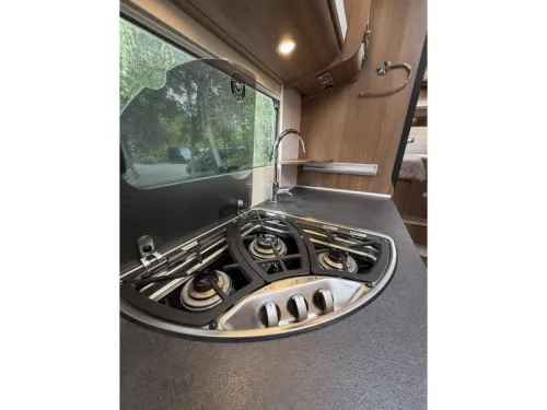 Carthago C-Tourer T 143 LE  photo: 11