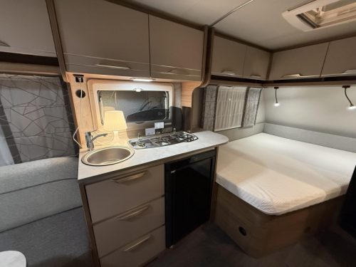 Knaus Sport 450 FU FRANSBED MOVER LUIFEL  foto: 17