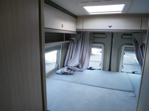 P&ouml;ssl 2win, 6 Meter Van conversion, Towing hitch, Diesel heater photo: 16