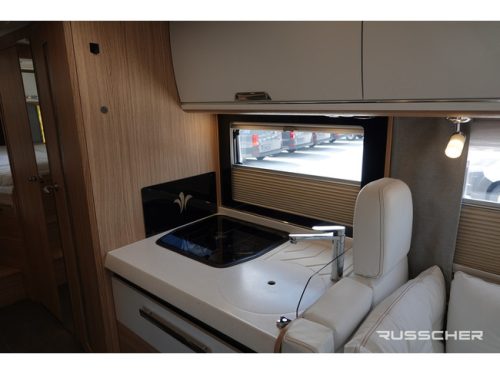 NIESMANN BISCHOFF ARTO 85E 180Pk Aut. | Level system | Roof air conditioning | Solar panels | Tow bar photo: 9