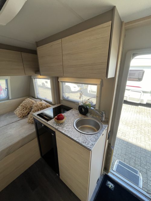 Weinsberg CaraCito TRANSVERSE BED+TRAIN SEATING 1st OWNER MOVER  photo: 17