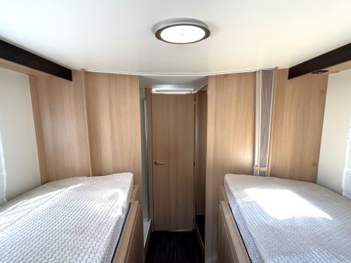 Mc Louis MC4 273 AUTOMATIC SINGLE BEDS + PULL-DOWN BED LEATHER 170HP photo: 3