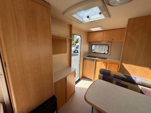 Sterckeman Starlett 420 CP Mit Rangierhilfe!  Foto: 10