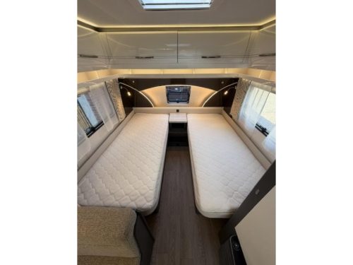 Hobby Excellent 460 SL Incl. Mover and Awning  photo: 12