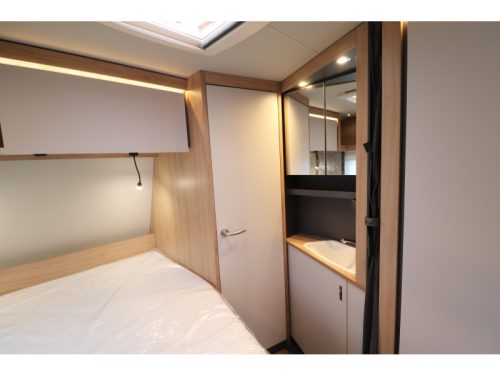 Knaus Sport Platinum 450 FU AKTIE - 200 Foto: 14