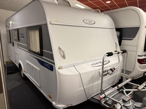 LMC Vivo 460 E 2 BETTEN RANGIERHILFE MARKISEN TOP Foto: 2