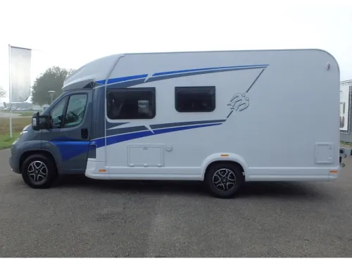 Knaus L!ve Wave 650 MF Niederl&auml;ndisch mit Historie  Foto: 4