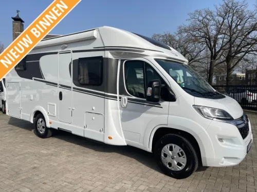Hymer Carado 448  photo: 0