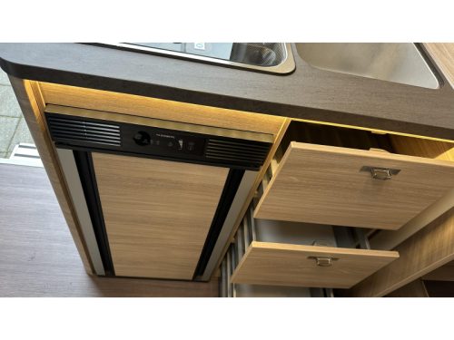 Knaus BoxStar Lifetime 600 ME L&auml;ngsbett-9tr.autom.-TrH Foto: 10