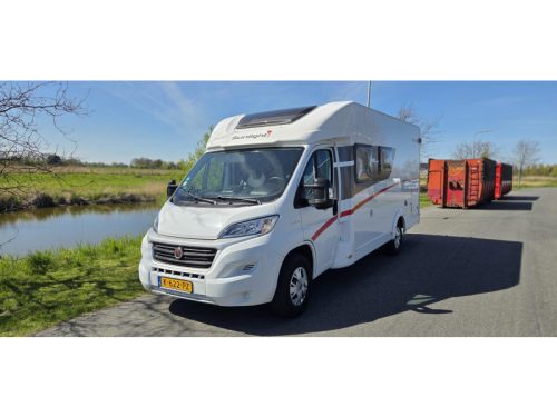 Sunlight T 65 T65 neat 4 pers. camper photo: 2