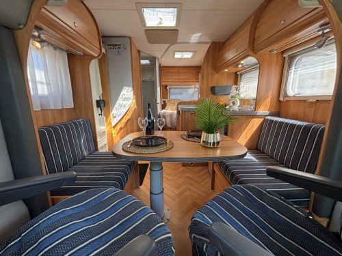 B&uuml;rstner Marano 580T FRENCH BED + FACE TO FACE SEATING SOLAR PANEL photo: 14