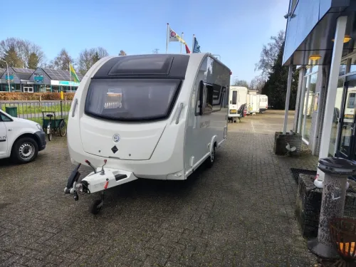 Sprite Alpine Sport 370 EK Vorzelt Foto: 1