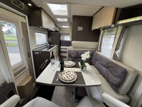 B&uuml;rstner Viseo I 700 2X DINETTE + HUBDACH EINZIGARTIGE AUFTEILUNG! Foto: 17