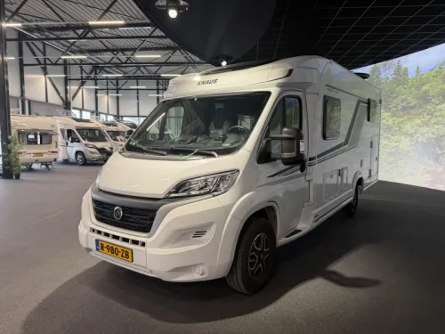 Knaus Van TI 650 MEG Automatik / Niveauregulierung Foto: 2