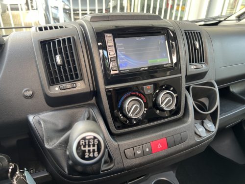 Adria Coral Plus 670 SLT EINZELBETTEN+RUNDSITZGRUPPE OFEN KAMERA Foto: 17