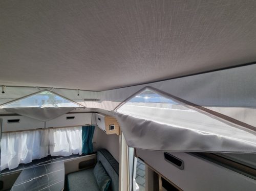 Eriba Touring 530 Urban photo: 16