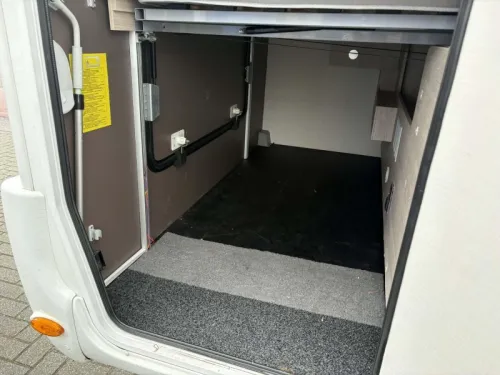 Chausson Flash 718 XLB Special Edition Roof air conditioning photo: 19