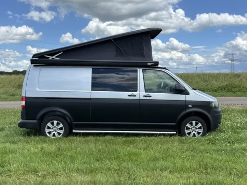 Volkswagen T5 photo: 3