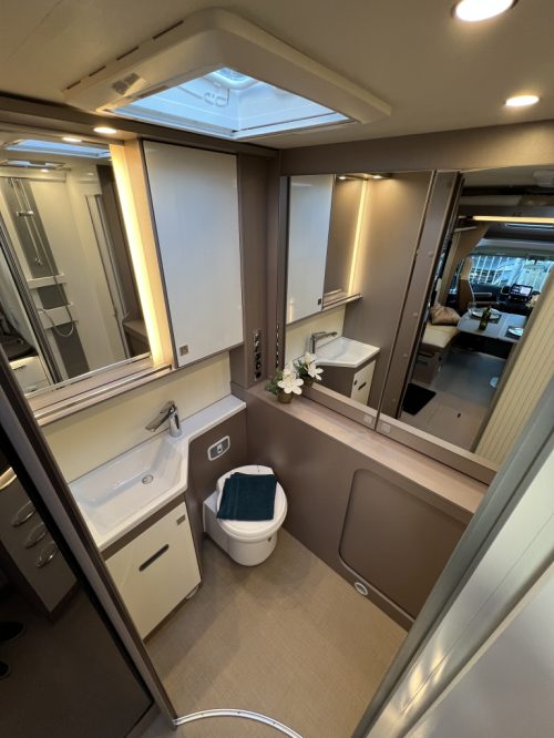 B&uuml;rstner Lyseo 684G HARMONY LINE HEFBED+9T AUTOMAAT FIAT 8 Foto: 10