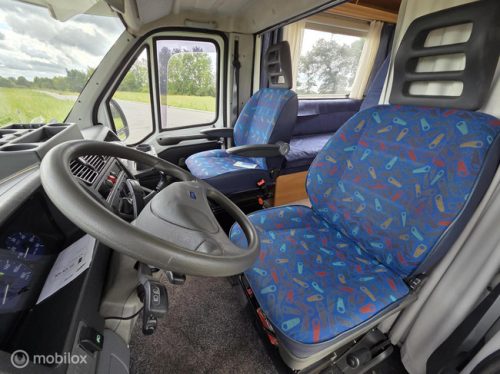 Knaus Eifelland 610 2.8TD 123 HP-Starter Motorhome-Towbar photo: 21
