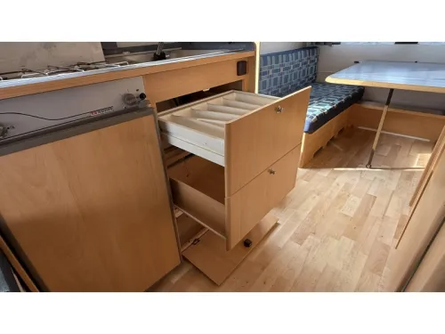 Adria Altea 461 DB 2x Sitzbereich Etagenbett Toilette Foto: 10