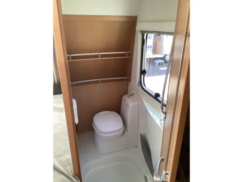 Knaus Sudwind White Edition 500 FU Airco/awning photo: 7